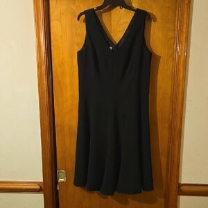Talbot Elegant Black Sleeveless Dress